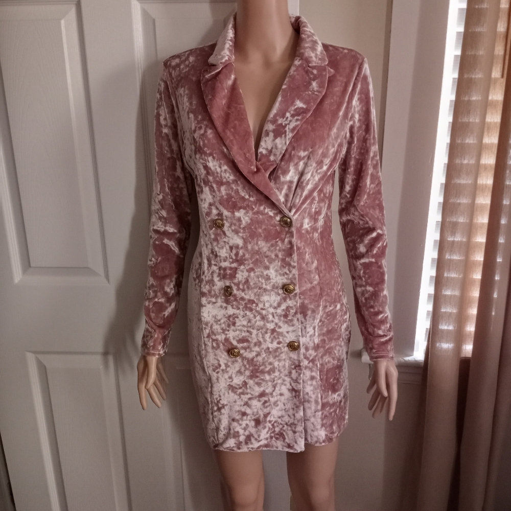 Pink Rosa velvety coat dress